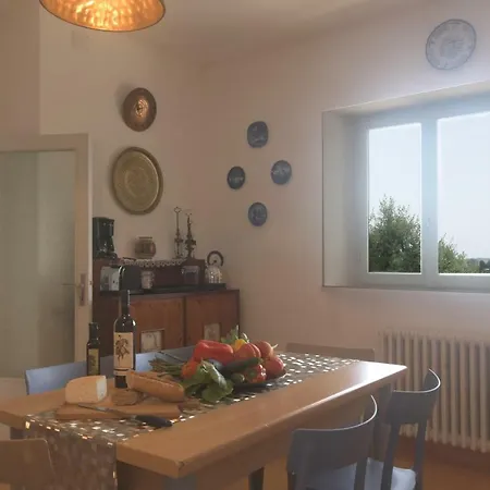 Parva Sed Apta Mihi Fermo