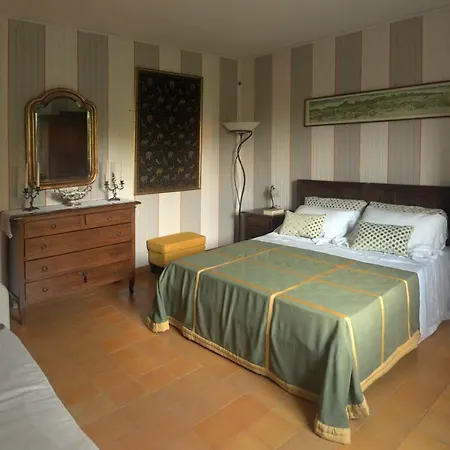 Parva Sed Apta Mihi Fermo