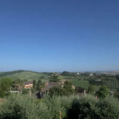 Parva Sed Apta Mihi Hotel *